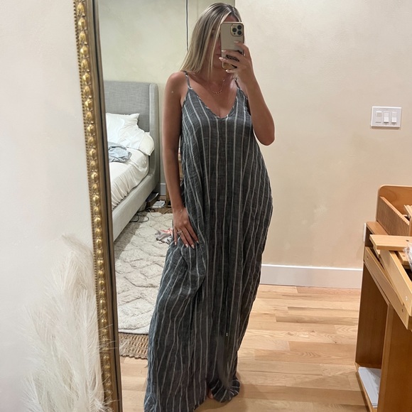 NWOT the perfect cocoon dress - Picture 2 of 3